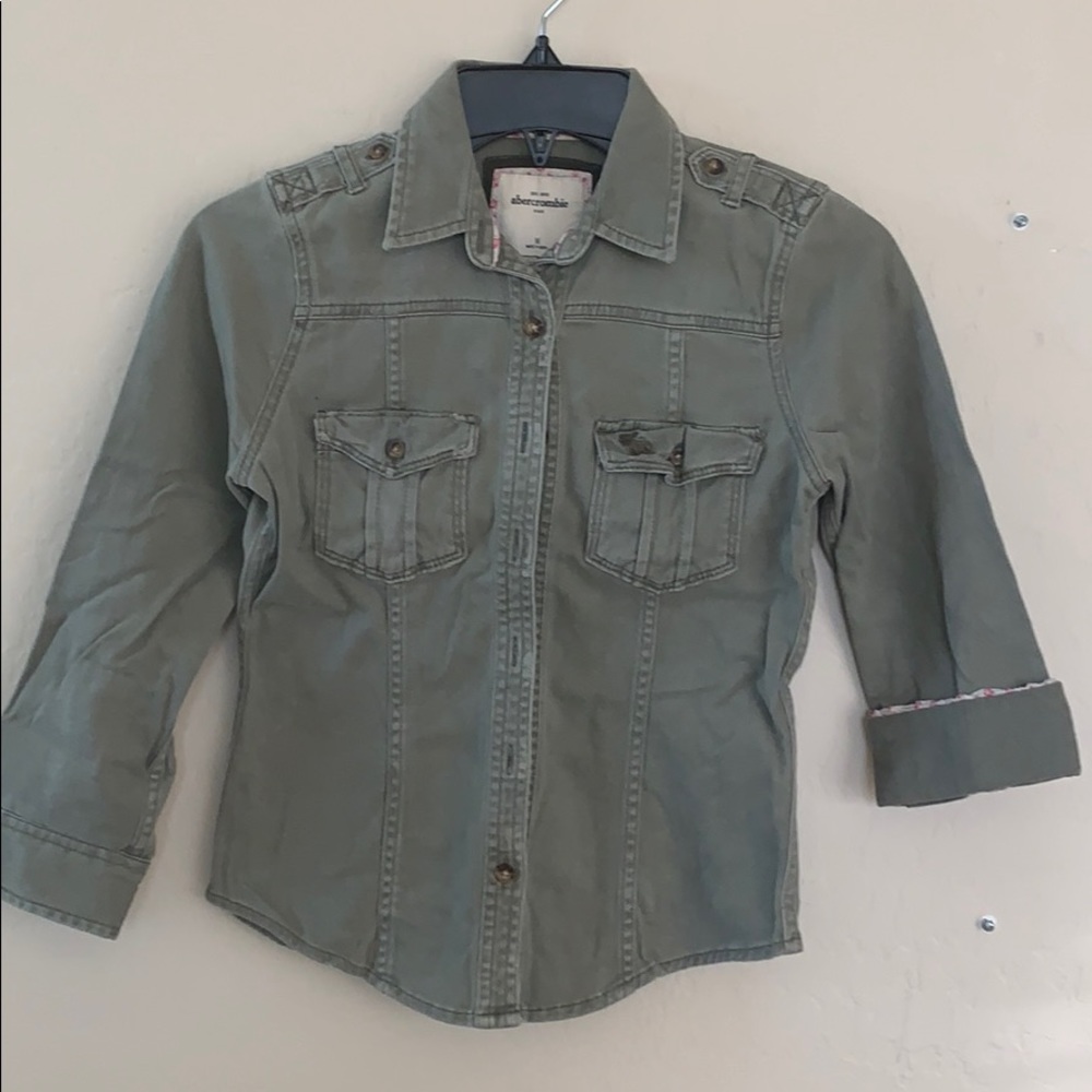 Abercrombie kids shirt